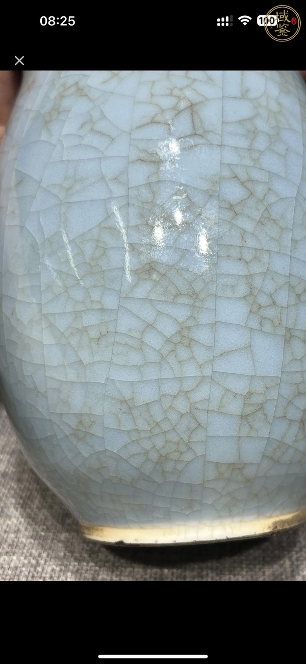 古玩陶瓷天藍(lán)色哥釉開片雙耳瓶真品鑒賞圖