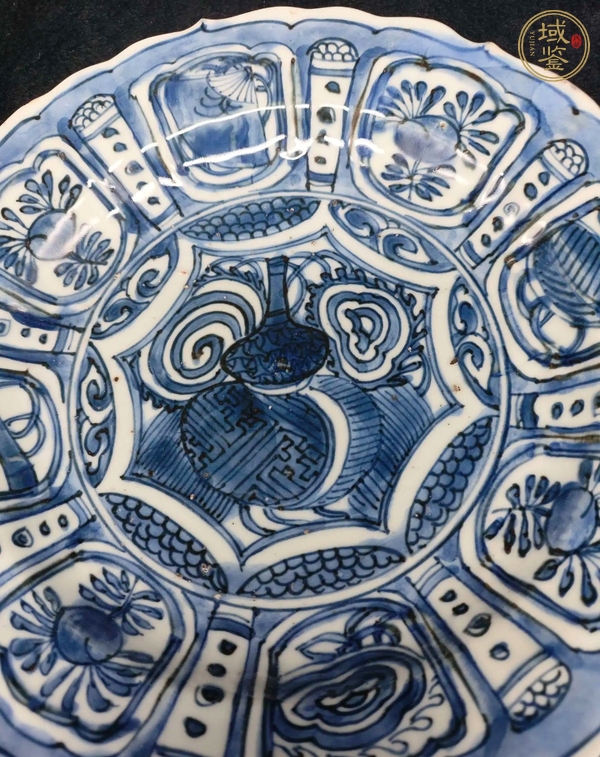 古玩陶瓷萬歷青花盤真品鑒賞圖