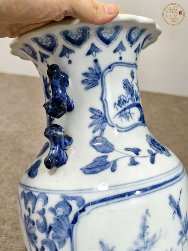 古玩陶瓷青花瓶真品鑒賞圖