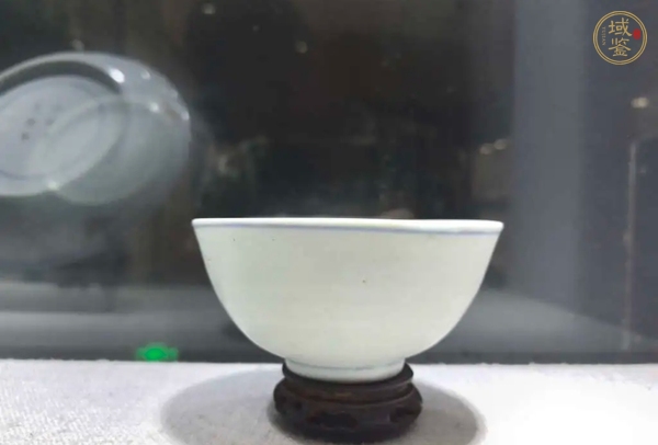 古玩陶瓷萬歷青花瓷碗真品鑒賞圖