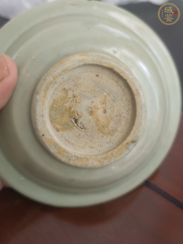 古玩陶瓷龍泉青瓷折沿盤真品鑒賞圖
