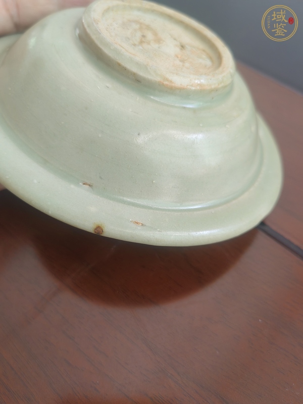 古玩陶瓷龍泉青瓷折沿盤真品鑒賞圖