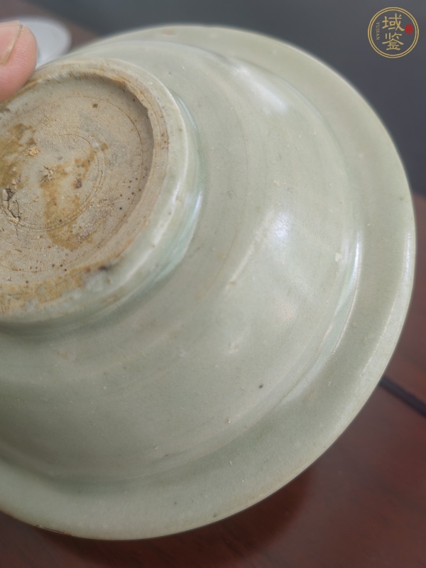 古玩陶瓷龍泉青瓷折沿盤真品鑒賞圖