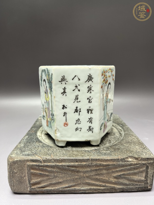 古玩陶瓷光緒仕女嬰戲粉彩六方壺套真品鑒賞圖