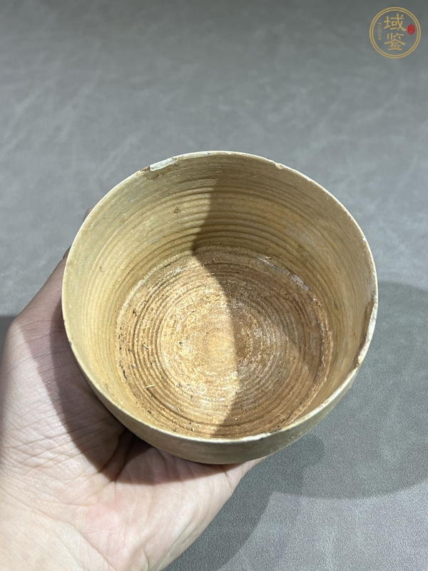 古玩陶瓷青釉弦紋直口杯真品鑒賞圖