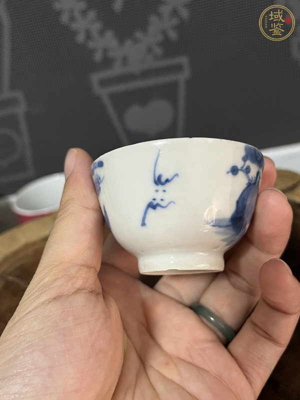 古玩陶瓷松鹿紋青花杯真品鑒賞圖