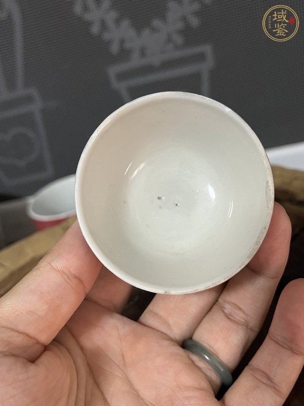 古玩陶瓷松鹿紋青花杯真品鑒賞圖