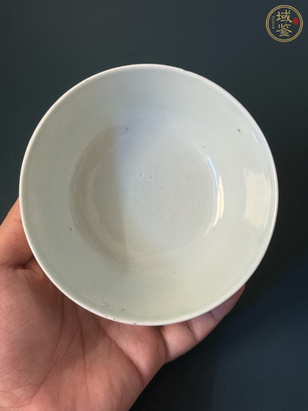 古玩陶瓷仕女紋粉彩碗真品鑒賞圖