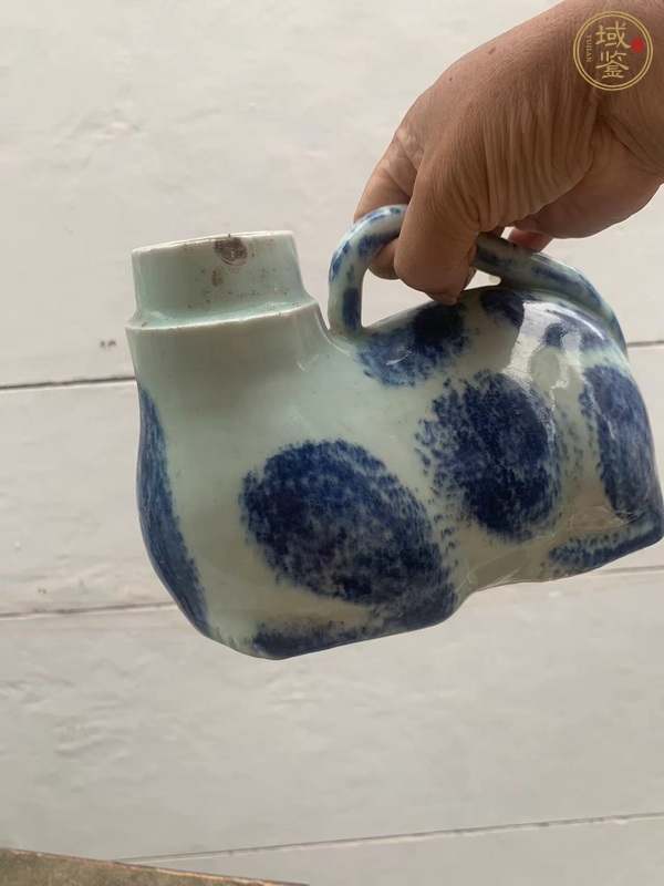古玩陶瓷青花虎子真品鑒賞圖