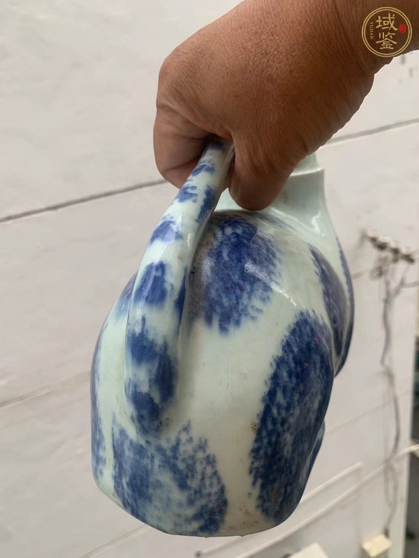 古玩陶瓷青花虎子真品鑒賞圖