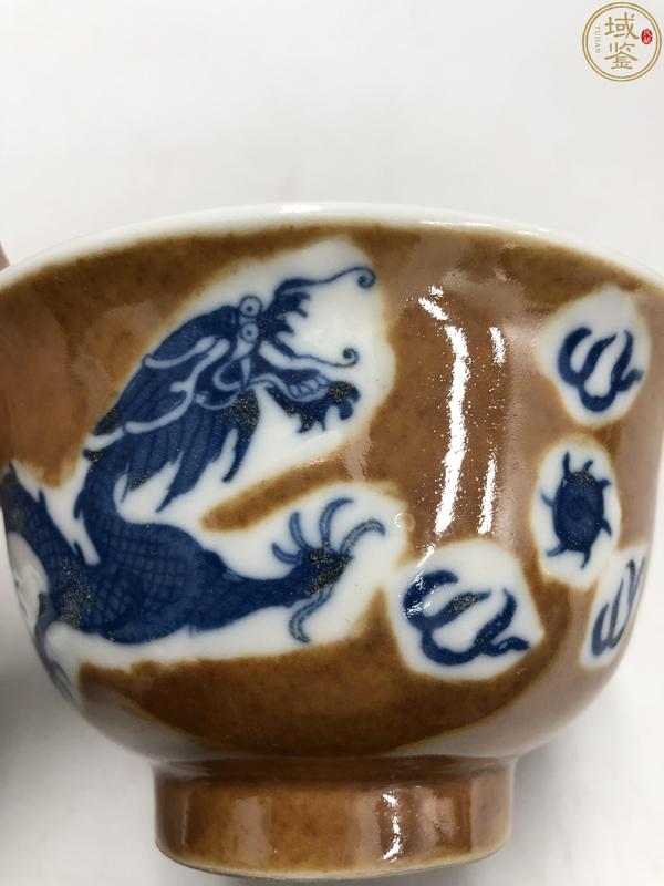 古玩陶瓷一對紫金釉開光青花五爪龍紋茶碗拍賣,當前價格1380元