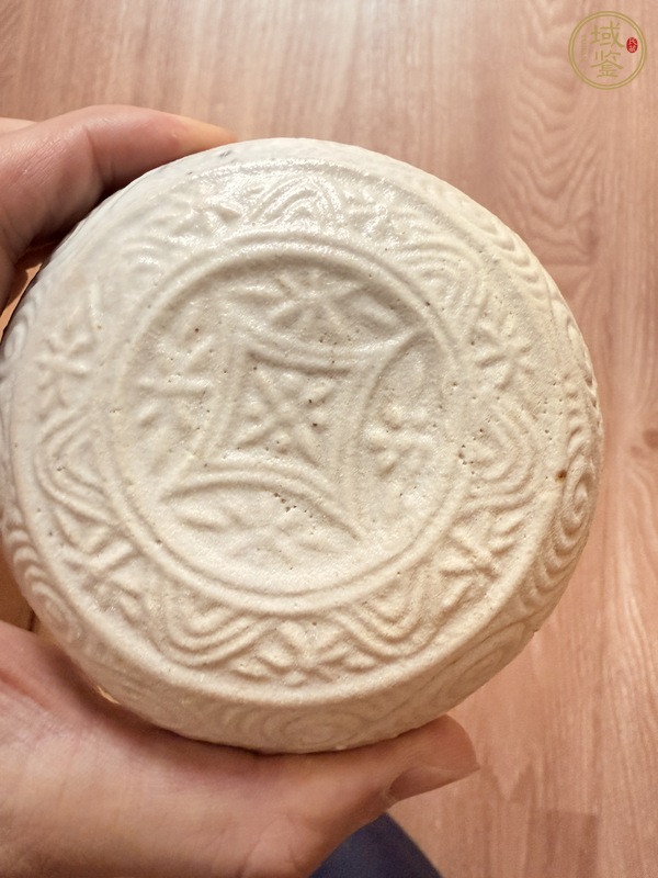 古玩陶瓷青白釉粉盒真品鑒賞圖