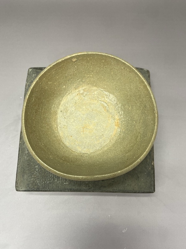 古玩陶瓷元代龍泉窯青釉碗拍賣,當前價格189元