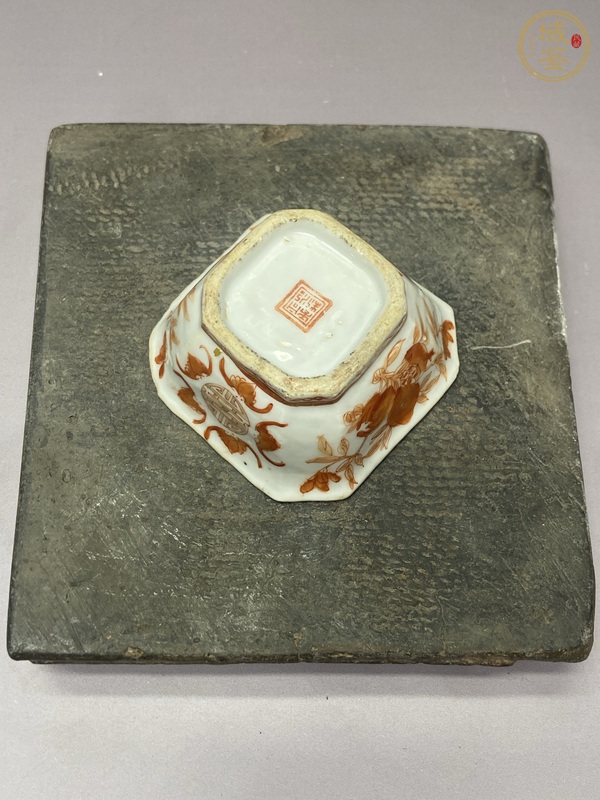 古玩陶瓷礬紅福壽三多五福同壽八角碗真品鑒賞圖