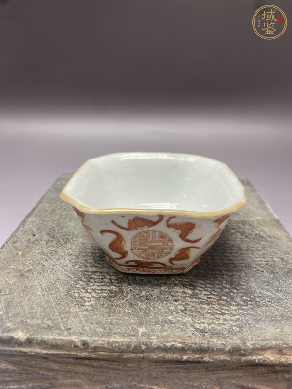 古玩陶瓷礬紅福壽三多五福同壽八角碗真品鑒賞圖