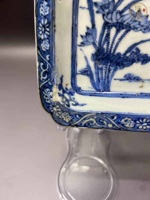 古玩陶瓷花卉紋青花四方倭角盤真品鑒賞圖