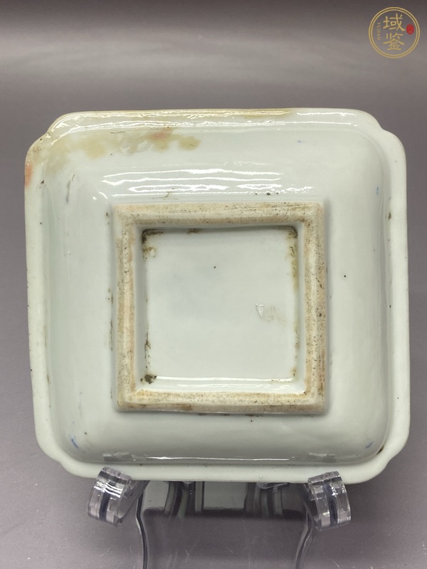 古玩陶瓷花卉紋青花四方倭角盤真品鑒賞圖