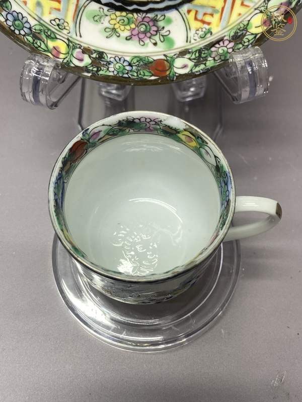 古玩陶瓷民國大雞圖廣彩杯盤真品鑒賞圖