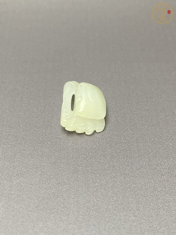 古玩陶瓷八方來財岫巖玉螃蟹真品鑒賞圖