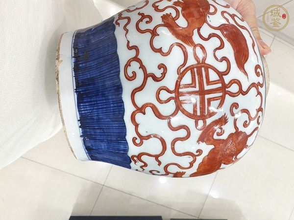 古玩陶瓷青花礬紅獅紋罐真品鑒賞圖