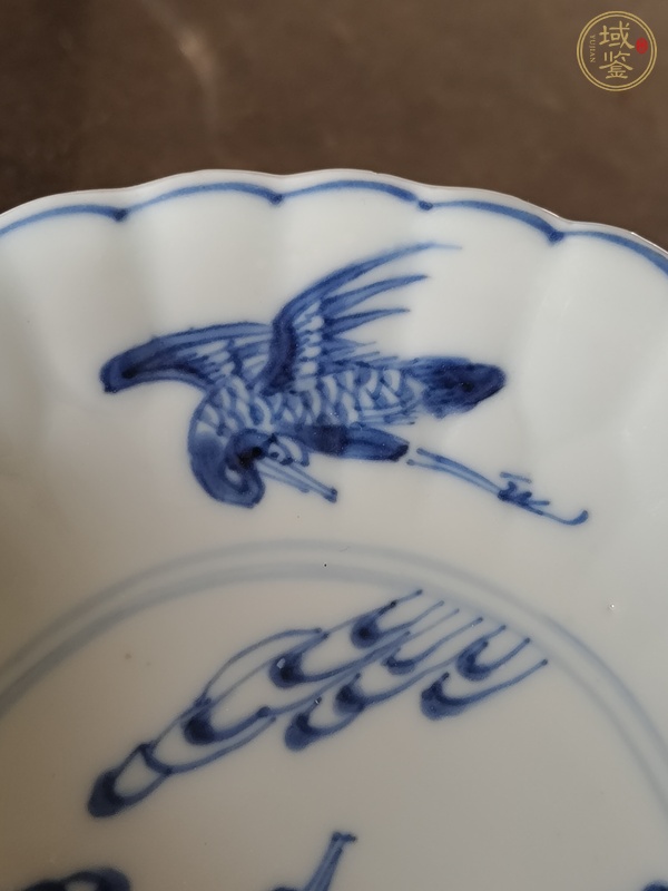 古玩陶瓷青花云鶴紋盤真品鑒賞圖
