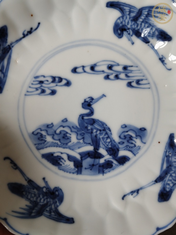 古玩陶瓷青花云鶴紋盤真品鑒賞圖