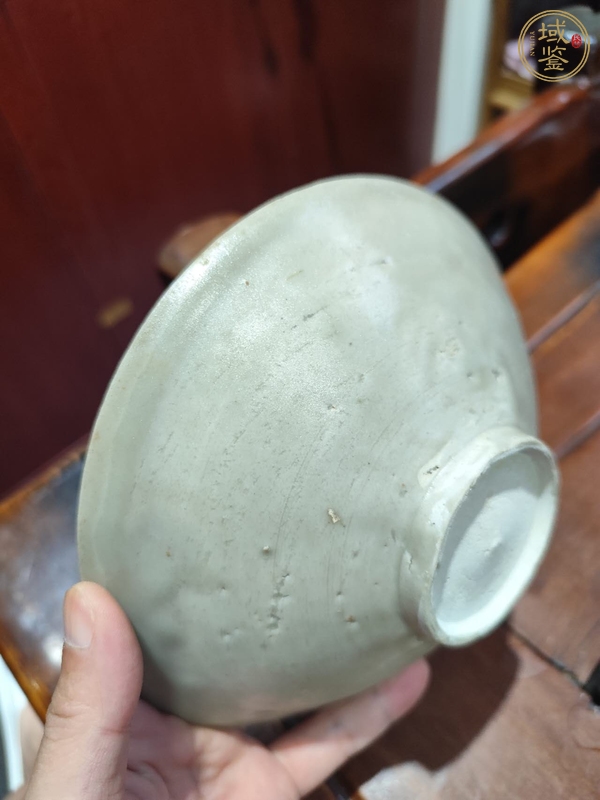 古玩陶瓷青白釉刻云氣紋碗真品鑒賞圖