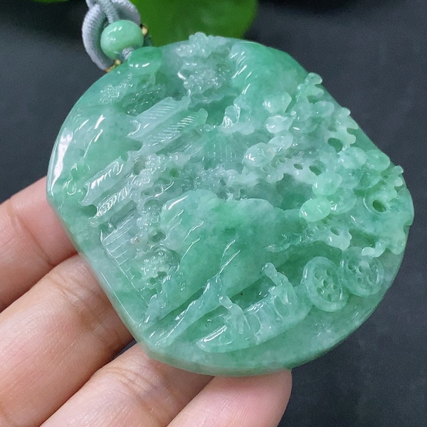 古玩玉器天然翡翠山水牌玉墜(帶翡翠鑒定證書)拍賣，當前價格4500元
