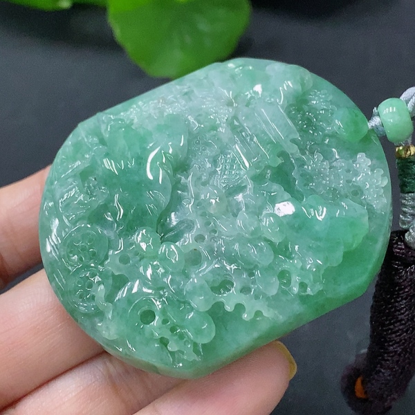 古玩玉器天然翡翠山水牌玉墜(帶翡翠鑒定證書)拍賣，當前價格4500元