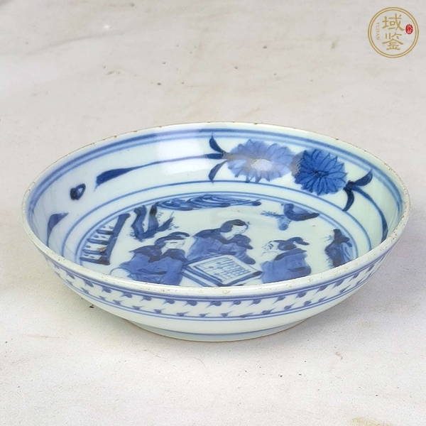 古玩陶瓷民國青花盤真品鑒賞圖