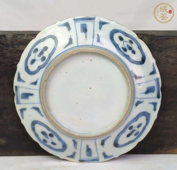 古玩陶瓷花鳥紋青花盤真品鑒賞圖