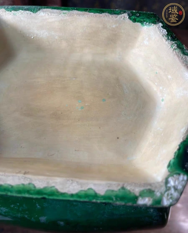 古玩陶瓷綠釉貫耳瓶真品鑒賞圖