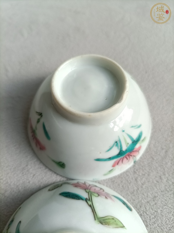 古玩陶瓷粉彩四季花卉紋杯真品鑒賞圖