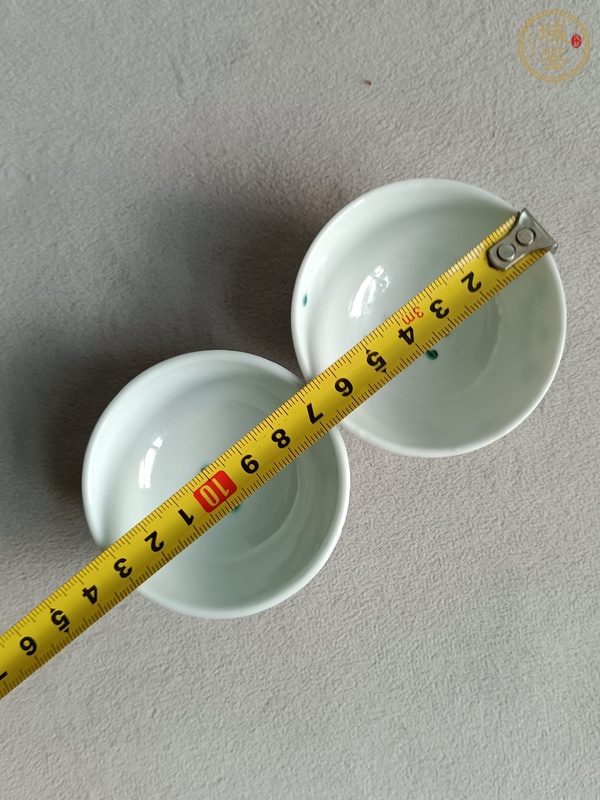 古玩陶瓷粉彩四季花卉紋杯真品鑒賞圖