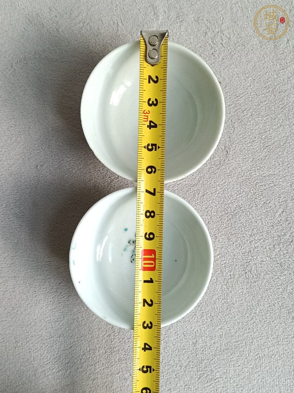 古玩陶瓷粉彩團龍紋杯真品鑒賞圖