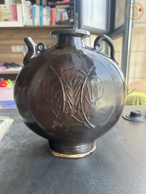古玩陶瓷耀州窯樹葉紋黑釉扁壺真品鑒賞圖