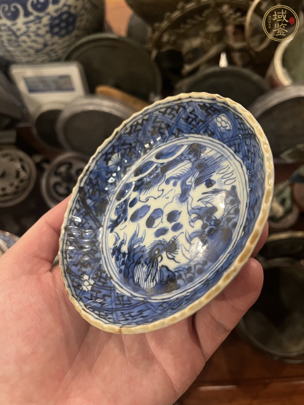 古玩陶瓷青花盤真品鑒賞圖