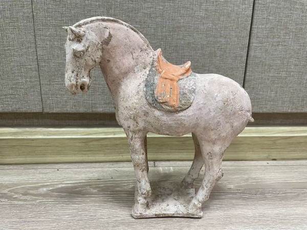 古玩轉(zhuǎn)賣唐·俊馬拍賣，當(dāng)前價(jià)格600元