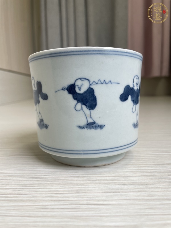 古玩陶瓷清中期 大明成化年制款 嬰戲圖香爐真品鑒賞圖