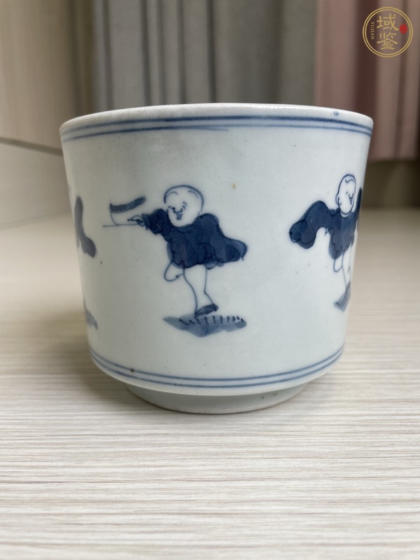 古玩陶瓷清中期 大明成化年制款 嬰戲圖香爐真品鑒賞圖