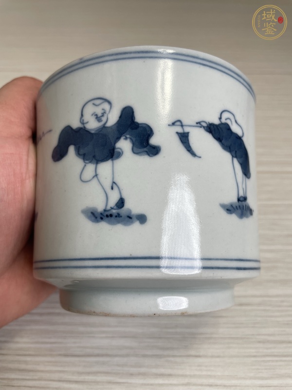 古玩陶瓷清中期 大明成化年制款 嬰戲圖香爐真品鑒賞圖