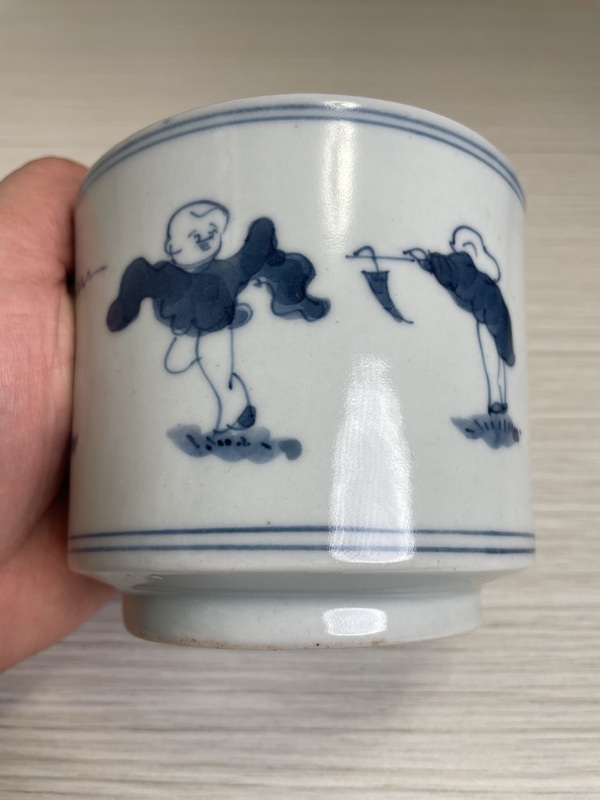 古玩陶瓷清中期 大明成化年制款 嬰戲圖香爐拍賣，當(dāng)前價格800元