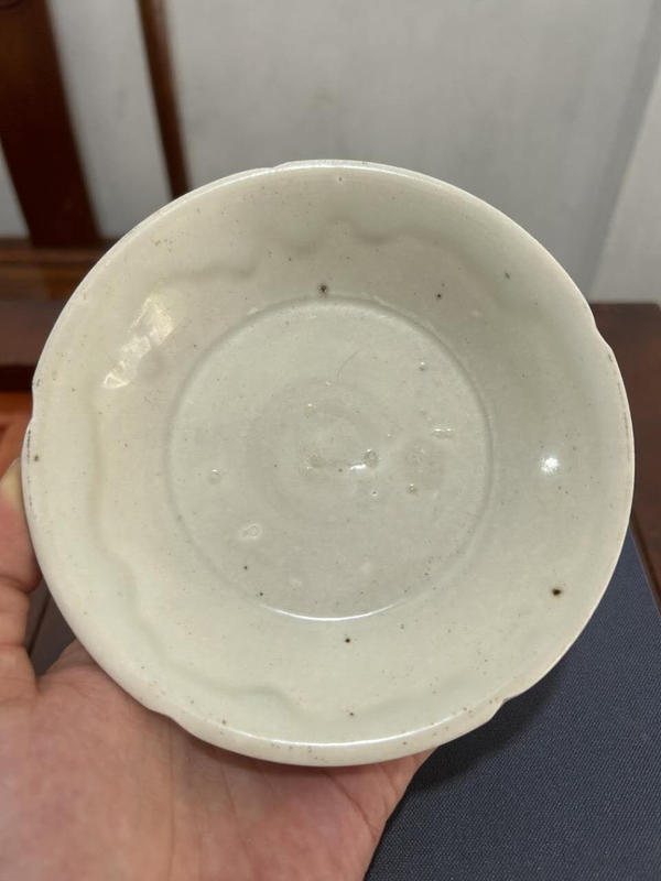 古玩陶瓷館藏級五代十國定窯白瓷葵口洗拍賣，當前價格5980元