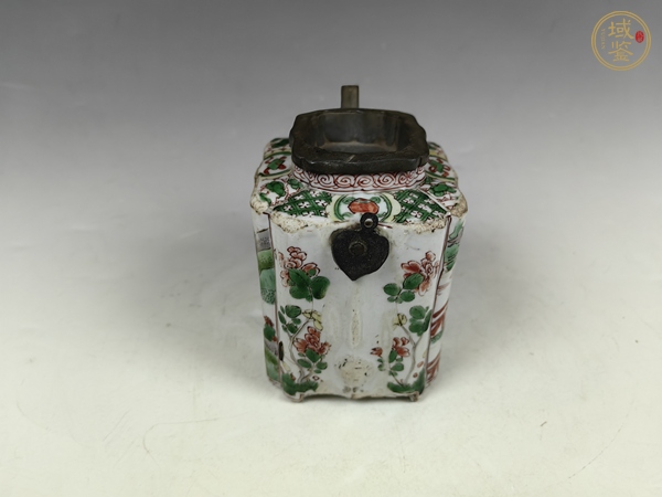 古玩陶瓷康熙五彩花卉瑞獸紋茶壺真品鑒賞圖