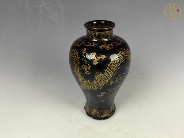 古玩陶瓷清晚烏金釉描金龍趕珠紋梅瓶真品鑒賞圖