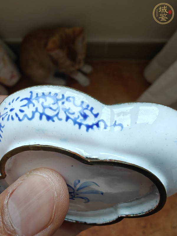 古玩陶瓷人物紋海棠盤真品鑒賞圖