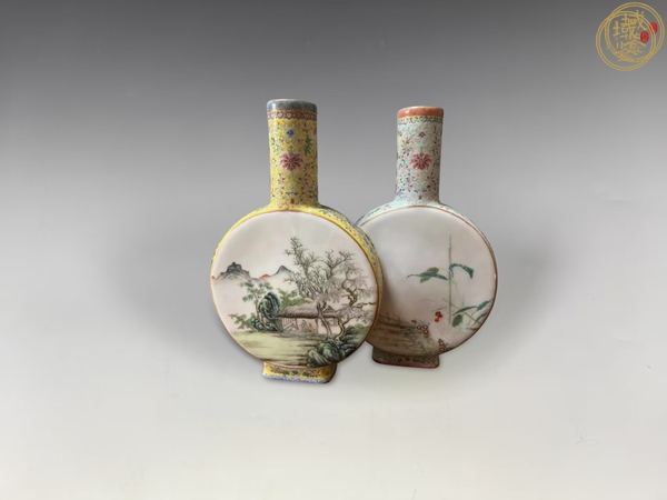 古玩陶瓷民國粉彩開窗風景山水花卉鳥紋雙聯瓶真品鑒賞圖