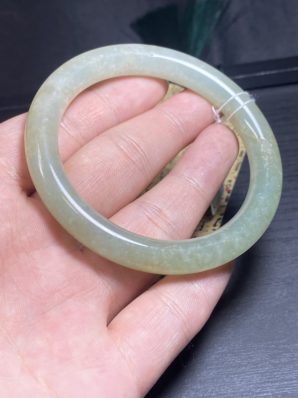 古玩玉器極美清代冰糯天然翡翠手鐲拍賣，當前價格11000元