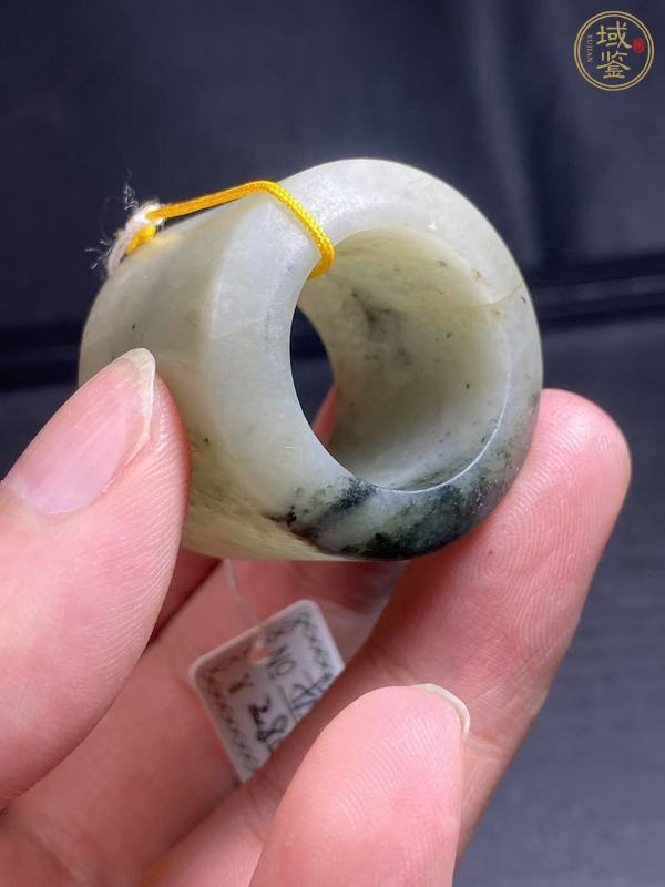 古玩玉器獨山玉雕“素紋扳指”真品鑒賞圖