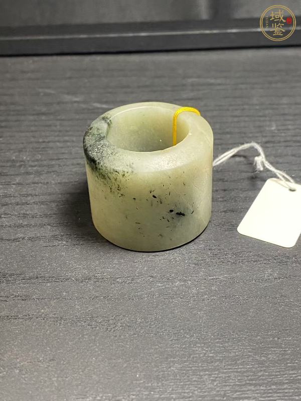 古玩玉器獨山玉雕“素紋扳指”真品鑒賞圖